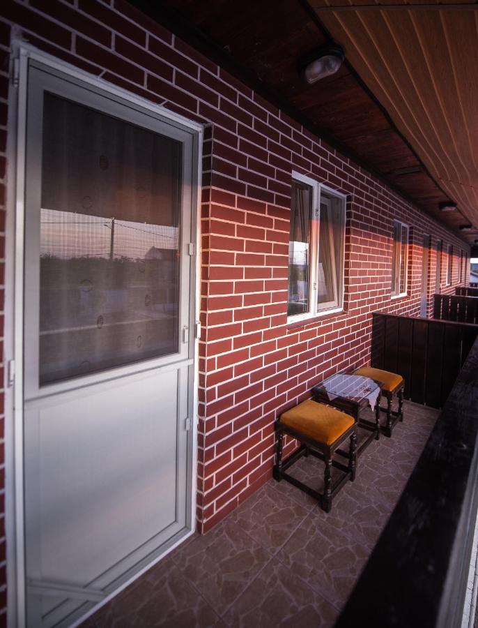 Casa 4 Odai 호텔 Douăzeci şi Trei August 외부 사진